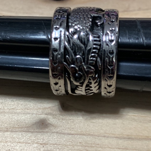 Mozambique Garnet Dragon Ring in Stainless Steel 1.00 ctw - Picture 8 of 8